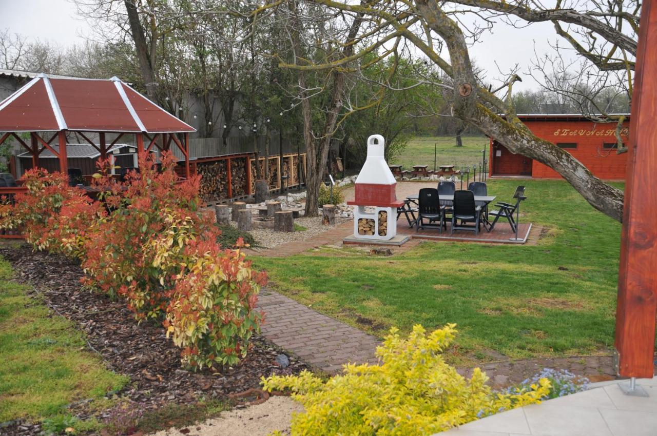 Bed and Breakfast Casa Napsugar Panzio Apostag Zewnętrze zdjęcie