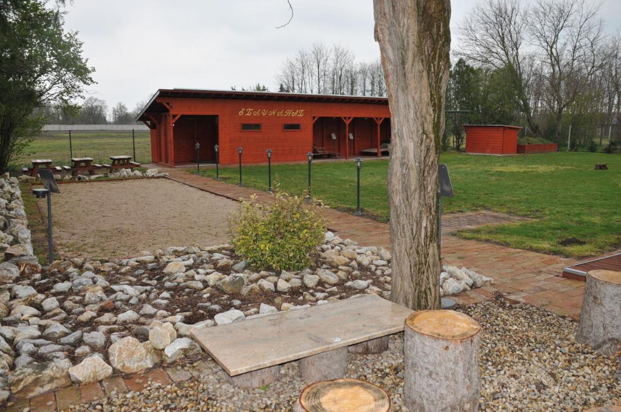 Bed and Breakfast Casa Napsugar Panzio Apostag Zewnętrze zdjęcie
